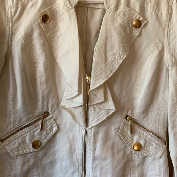 Linen Chaus Jacket with Ruffle Lapels - Picture 6 of 8